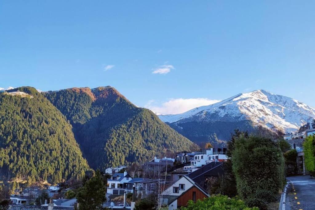 Awesome Studio - Amazing Mountain & Lake Views Queenstown Eksteriør billede